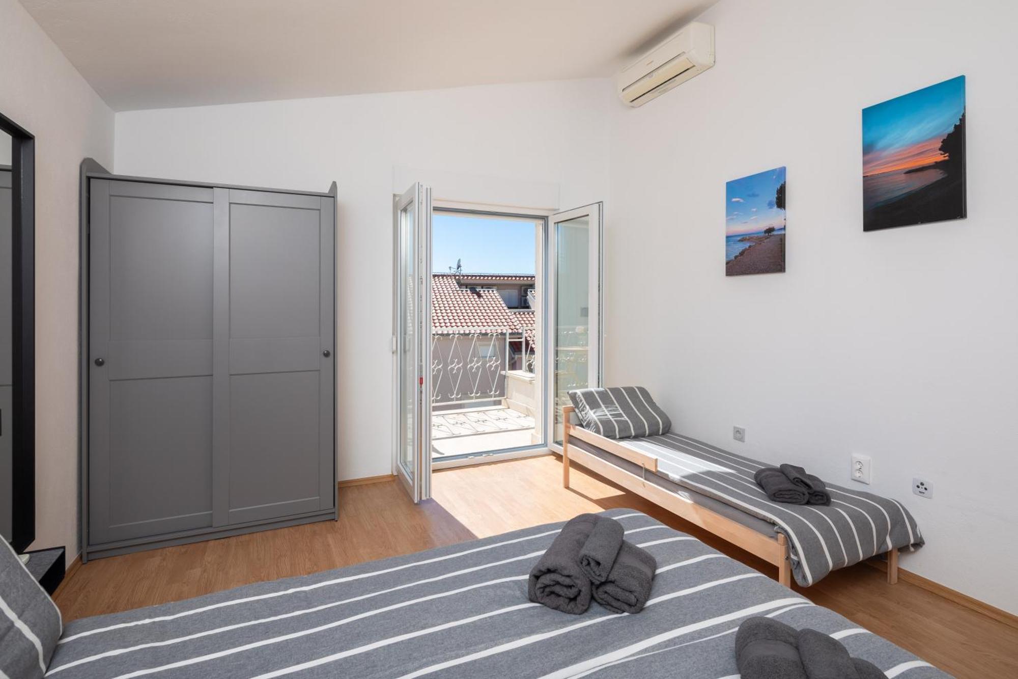 Sunshine Suites 奥米什 外观 照片