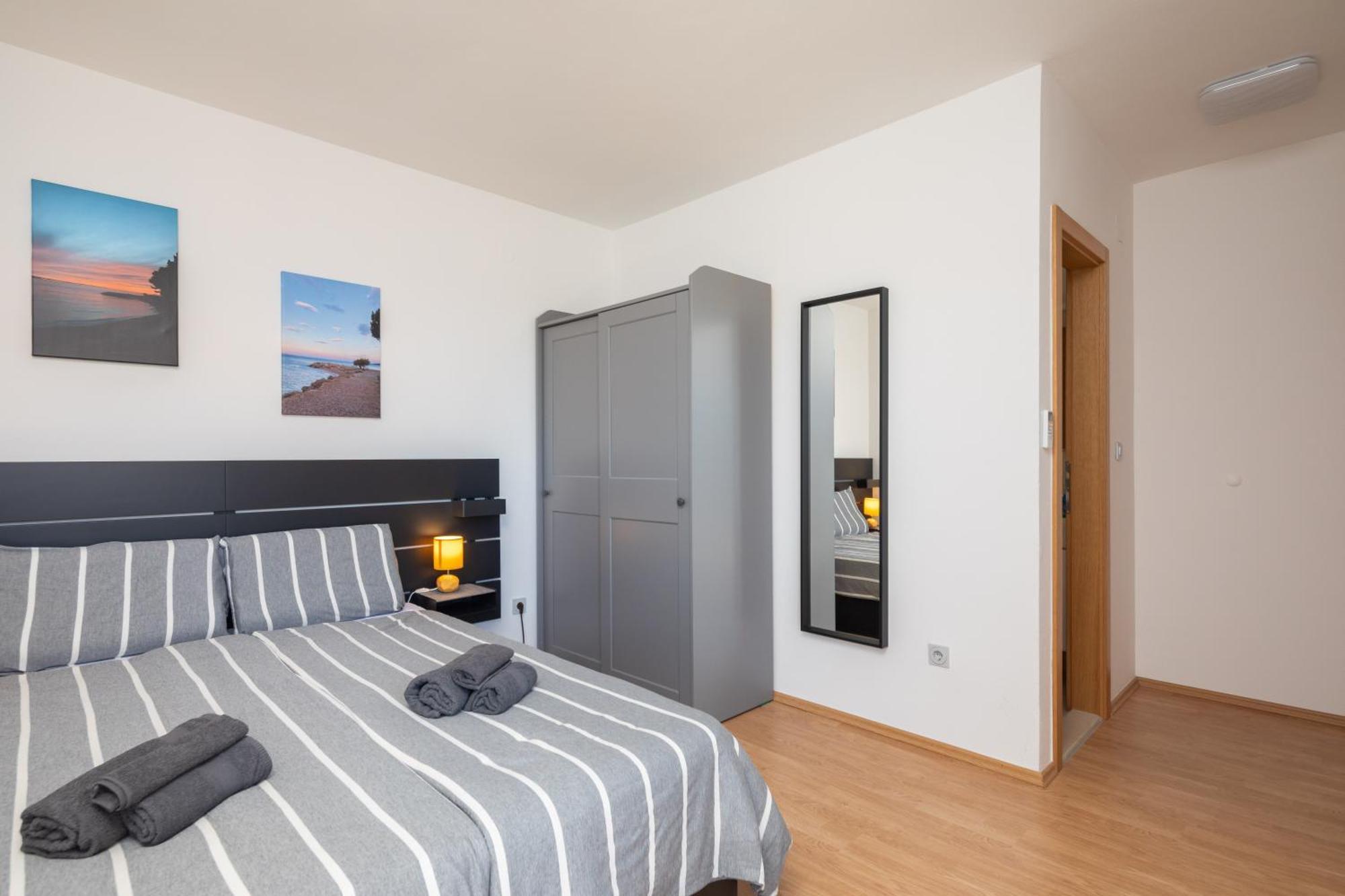 Sunshine Suites 奥米什 外观 照片